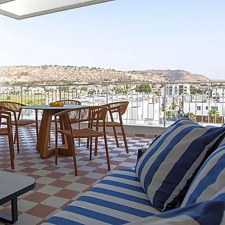 Liv & Co Hotel Larnaca