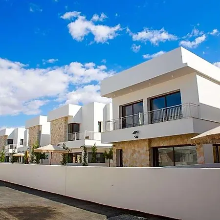 Liv & Co Hotel Larnaca